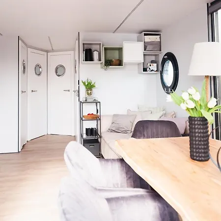 Hausboot-Suite - Grand Plaisir * Zehdenick