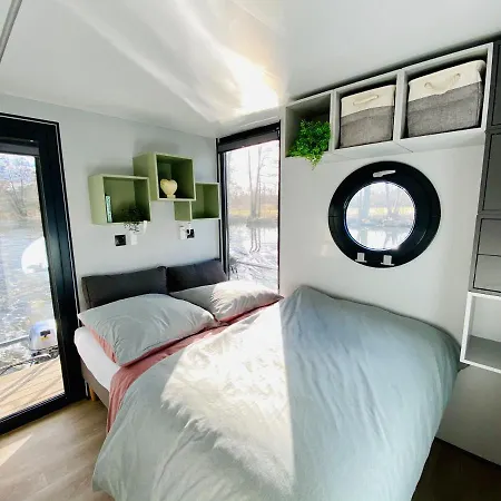 Hausboot-Suite - Grand Plaisir Apartment Zehdenick